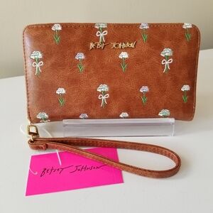 Betsey Johnson Embroidered Floral Wallet NWT